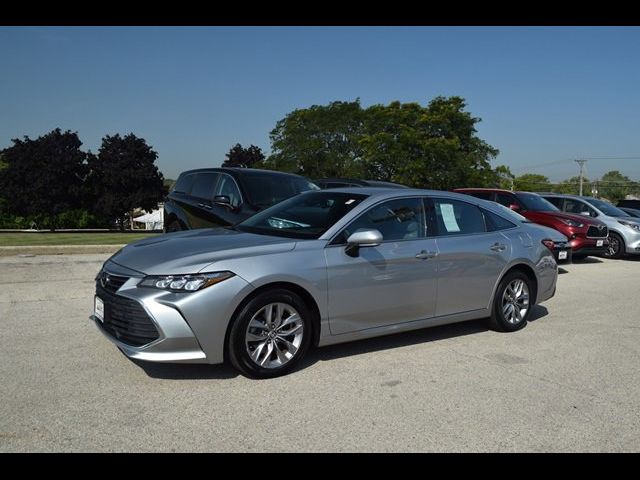 2022 Toyota Avalon XLE