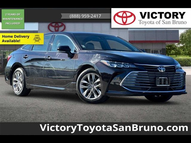 2022 Toyota Avalon XLE