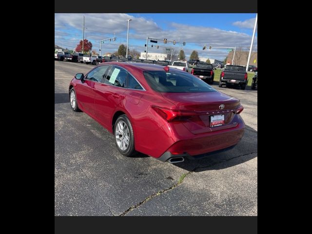 2022 Toyota Avalon XLE