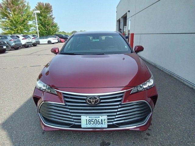 2022 Toyota Avalon XLE