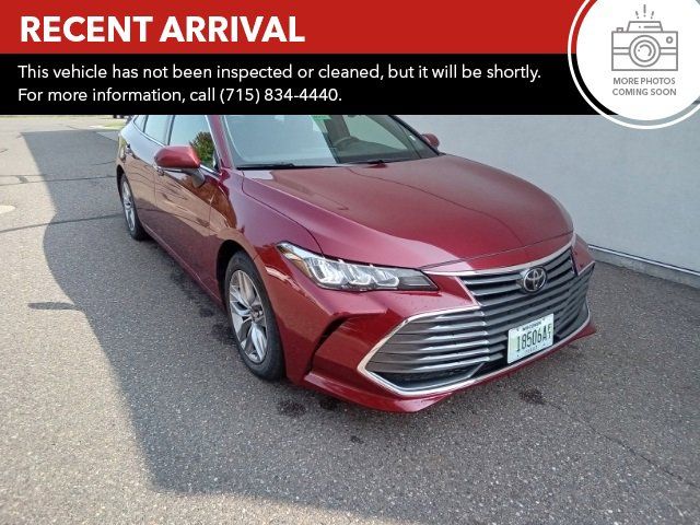 2022 Toyota Avalon XLE