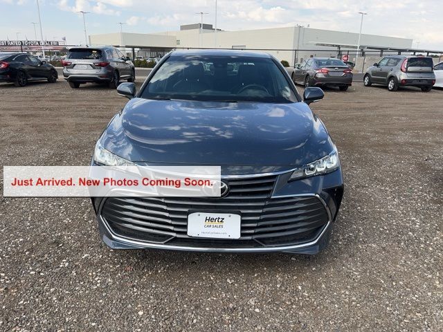 2022 Toyota Avalon XLE