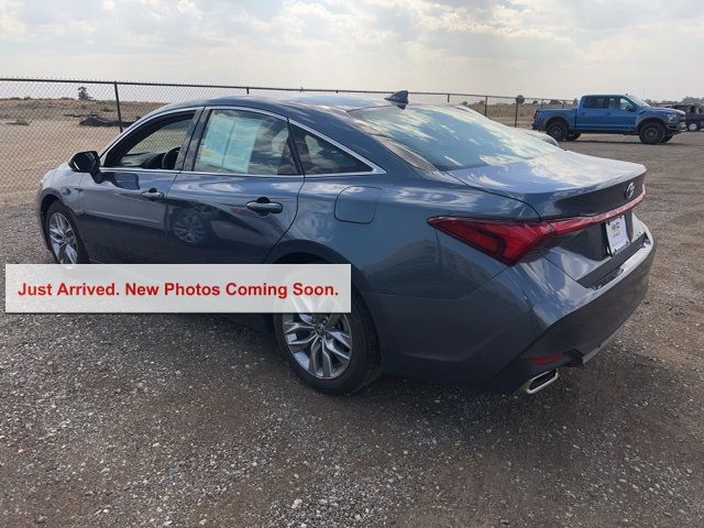 2022 Toyota Avalon XLE