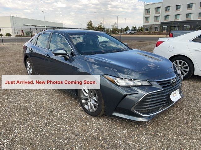 2022 Toyota Avalon XLE