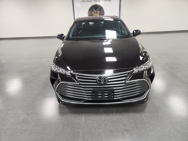 2022 Toyota Avalon XLE