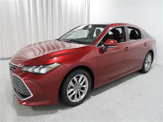 2022 Toyota Avalon XLE