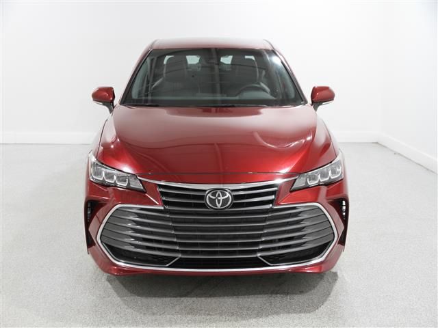 2022 Toyota Avalon XLE