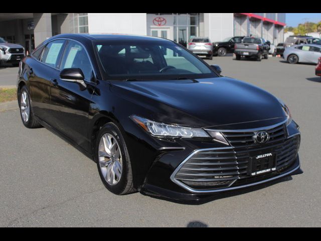 2022 Toyota Avalon XLE