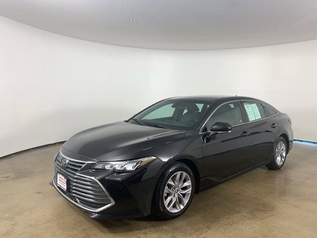 2022 Toyota Avalon XLE