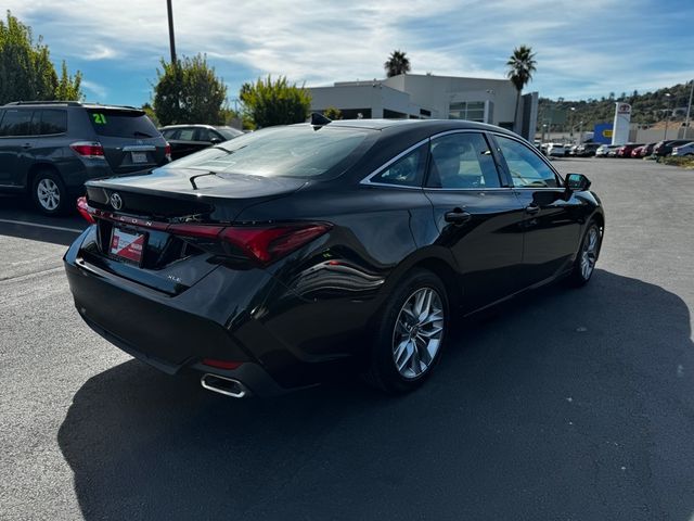 2022 Toyota Avalon XLE