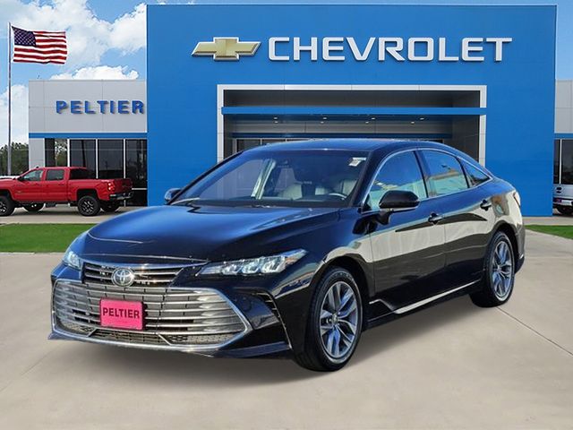 2022 Toyota Avalon XLE