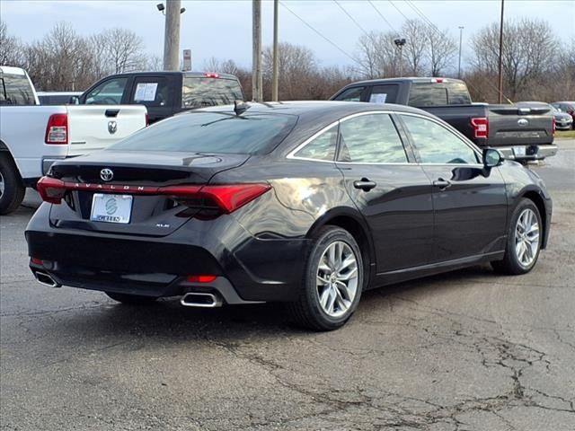 2022 Toyota Avalon XLE