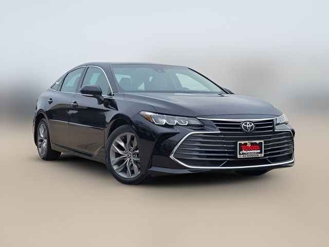 2022 Toyota Avalon XLE