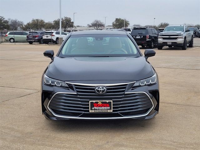 2022 Toyota Avalon XLE