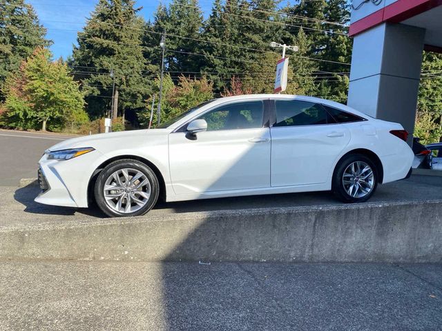 2022 Toyota Avalon XLE