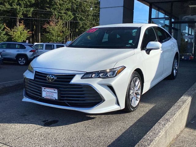 2022 Toyota Avalon XLE