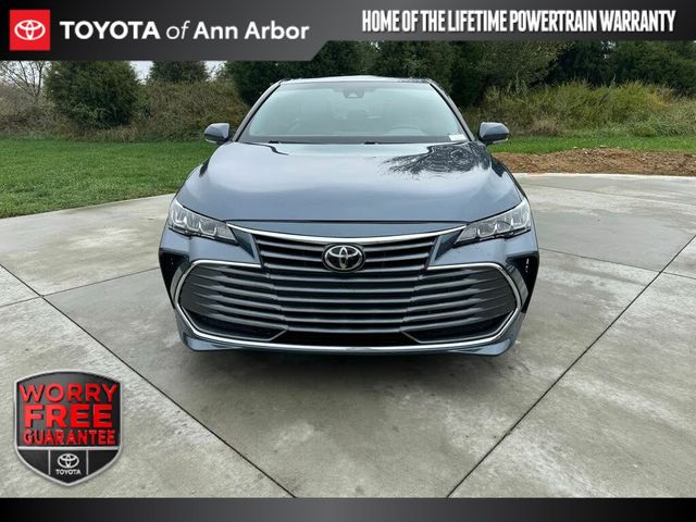 2022 Toyota Avalon XLE