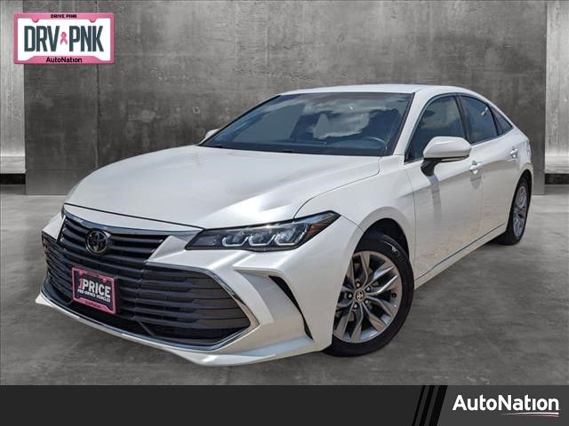 2022 Toyota Avalon XLE