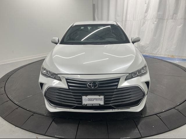 2022 Toyota Avalon XLE