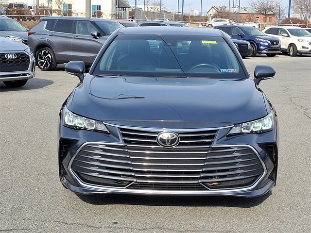 2022 Toyota Avalon XLE