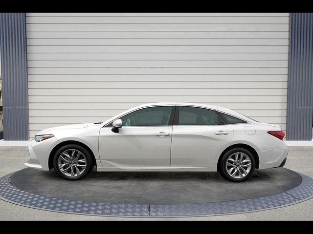 2022 Toyota Avalon XLE