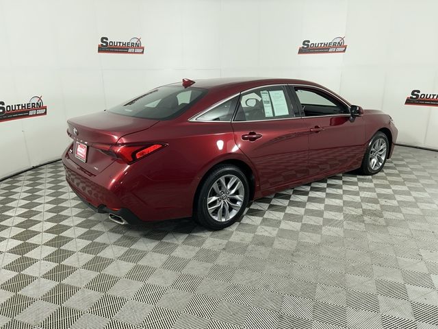2022 Toyota Avalon XLE