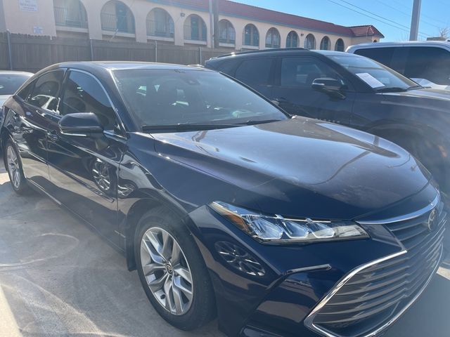 2022 Toyota Avalon XLE