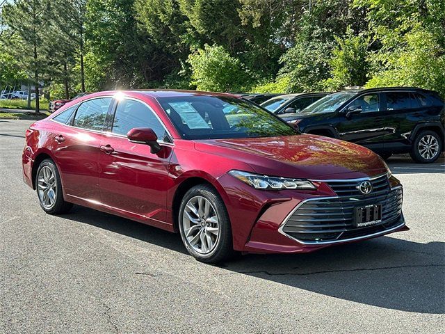 2022 Toyota Avalon XLE