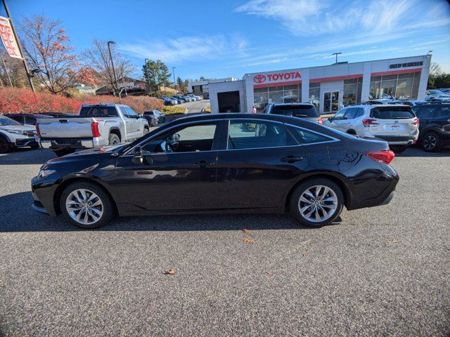 2022 Toyota Avalon XLE