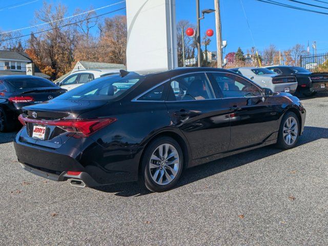 2022 Toyota Avalon XLE