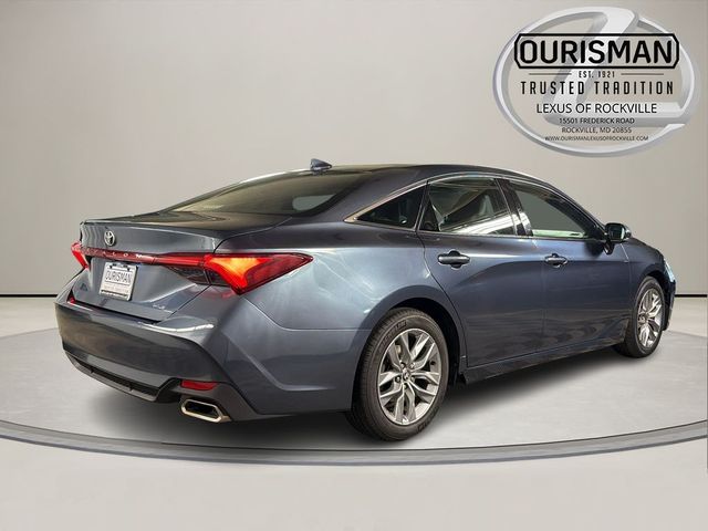 2022 Toyota Avalon XLE