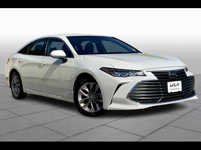 2022 Toyota Avalon XLE