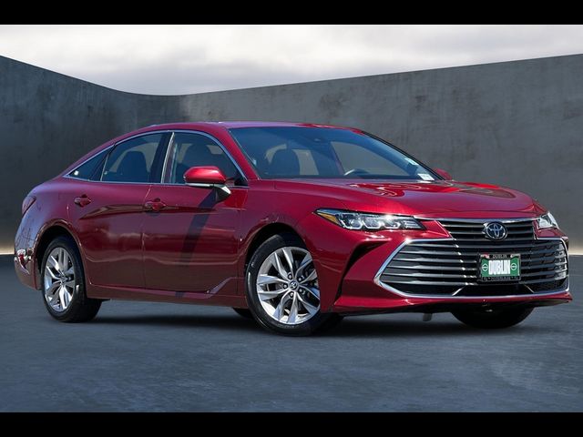 2022 Toyota Avalon XLE