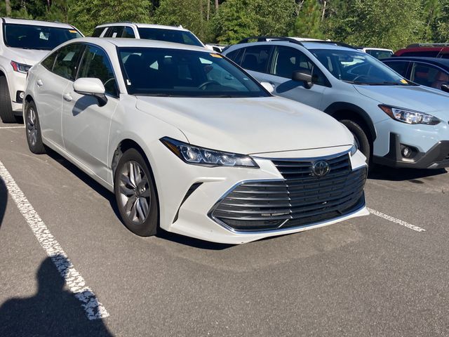 2022 Toyota Avalon XLE