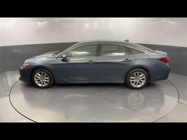 2022 Toyota Avalon XLE