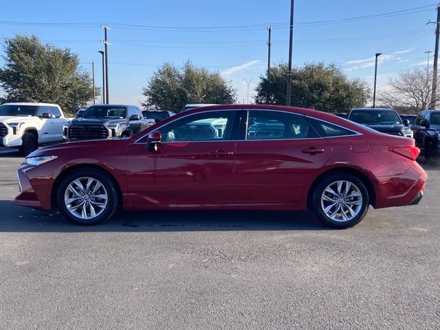 2022 Toyota Avalon XLE