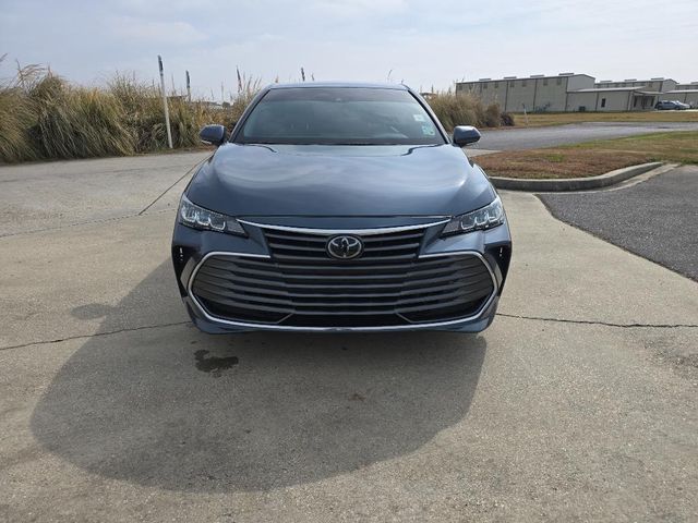 2022 Toyota Avalon XLE