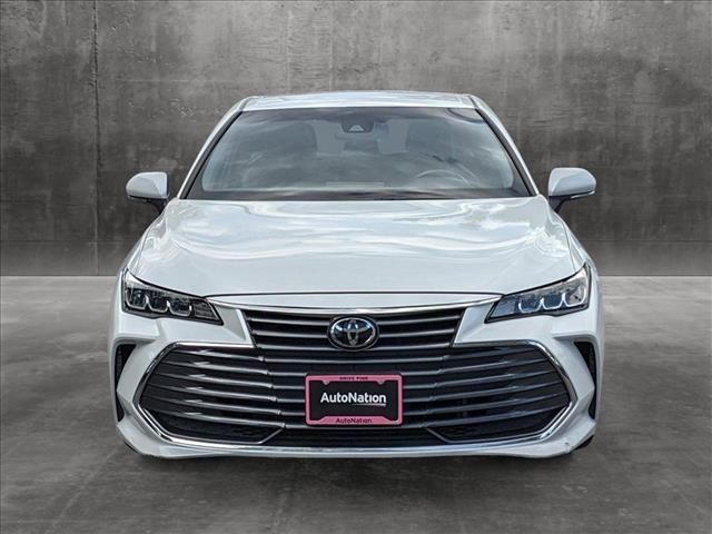 2022 Toyota Avalon XLE