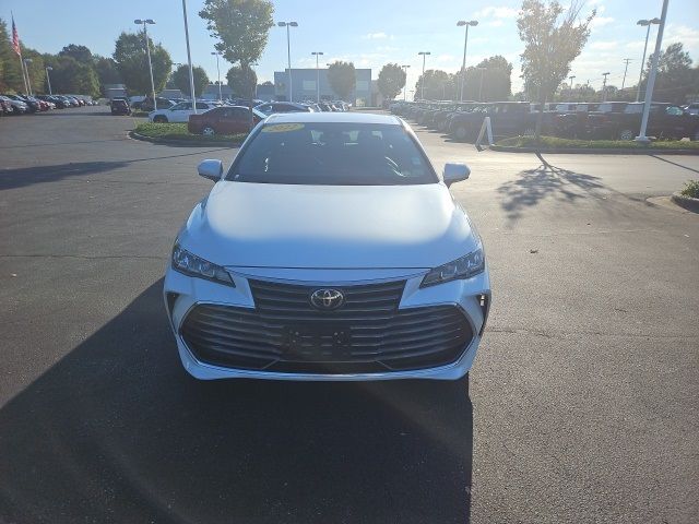 2022 Toyota Avalon XLE