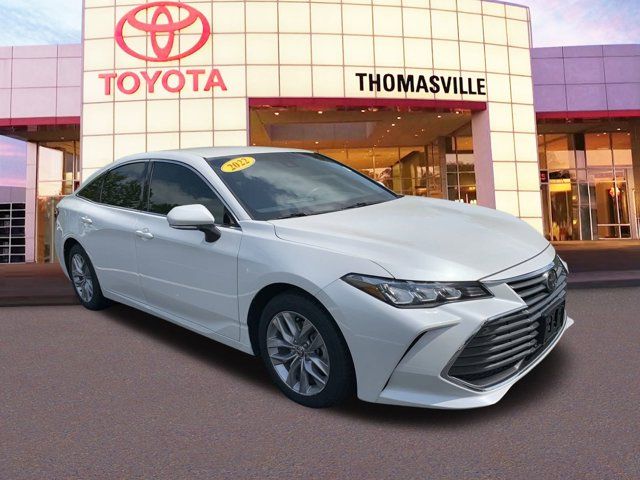 2022 Toyota Avalon XLE