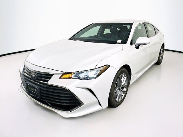 2022 Toyota Avalon XLE