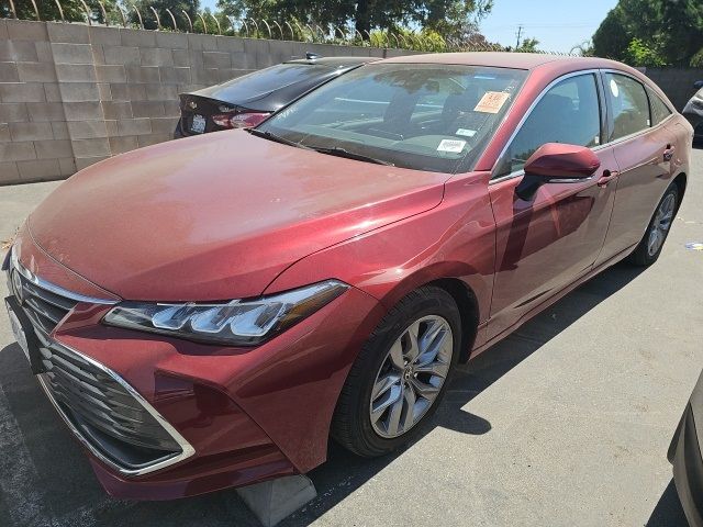 2022 Toyota Avalon XLE