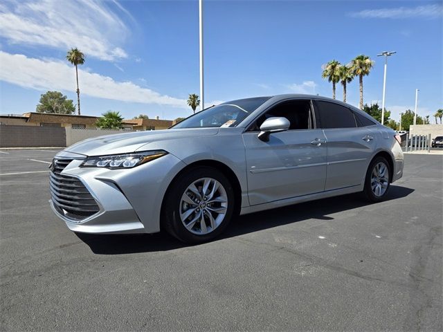 2022 Toyota Avalon XLE