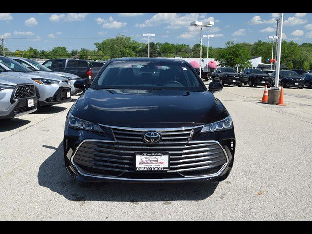 2022 Toyota Avalon XLE