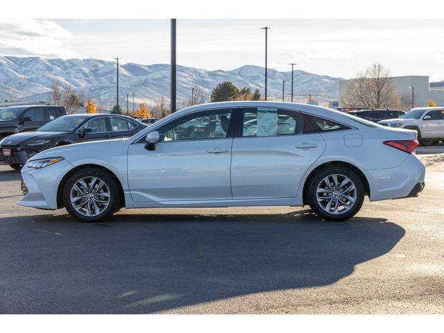 2022 Toyota Avalon XLE