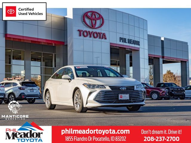 2022 Toyota Avalon XLE