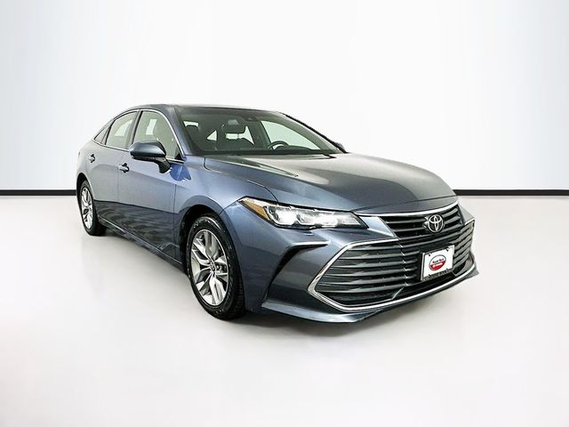 2022 Toyota Avalon XLE