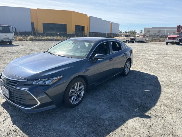 2022 Toyota Avalon XLE