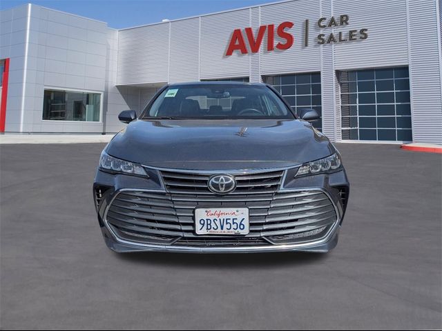 2022 Toyota Avalon XLE