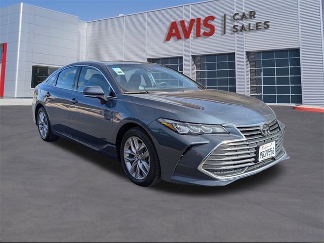 2022 Toyota Avalon XLE